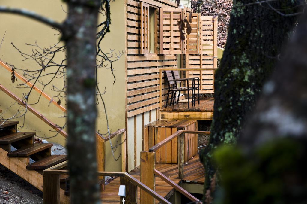 Brown House Villa Geres Dış mekan fotoğraf