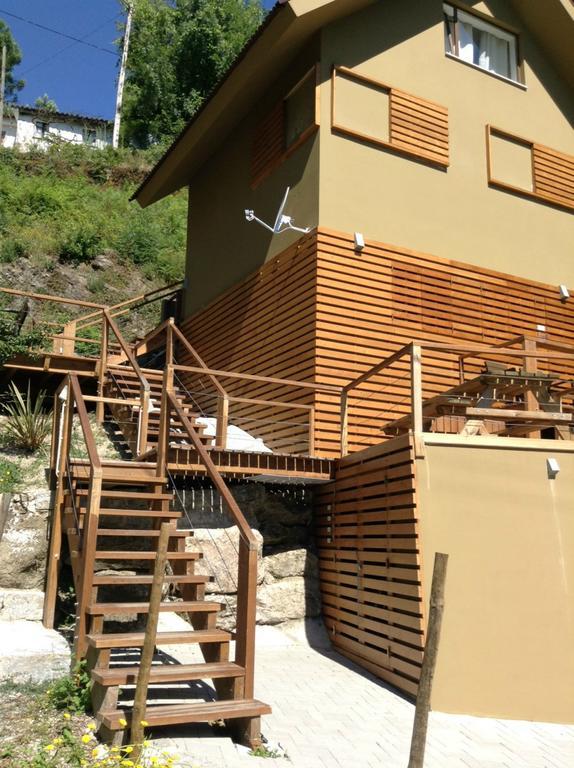 Brown House Villa Geres Dış mekan fotoğraf