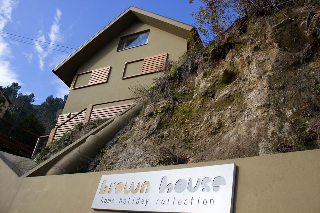 Brown House Villa Geres Dış mekan fotoğraf